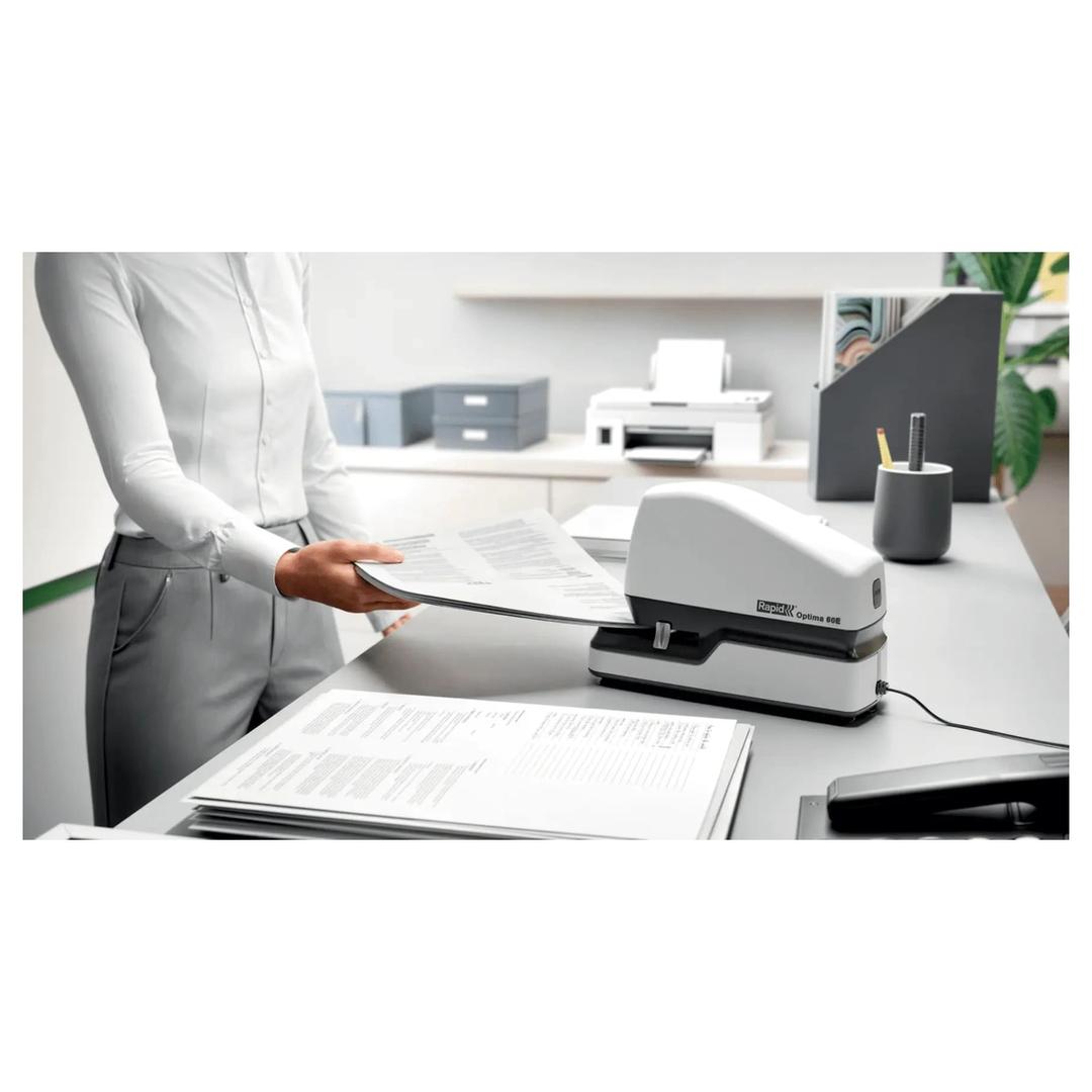 Agrafeuse électrique Optima 70 RAPID — Sur poste de travail