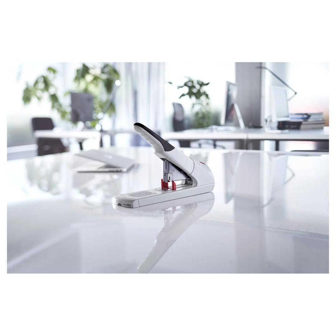 Agrafeuse manuelle grande capacité B50 NOVUS — Vue d'ensemble de face