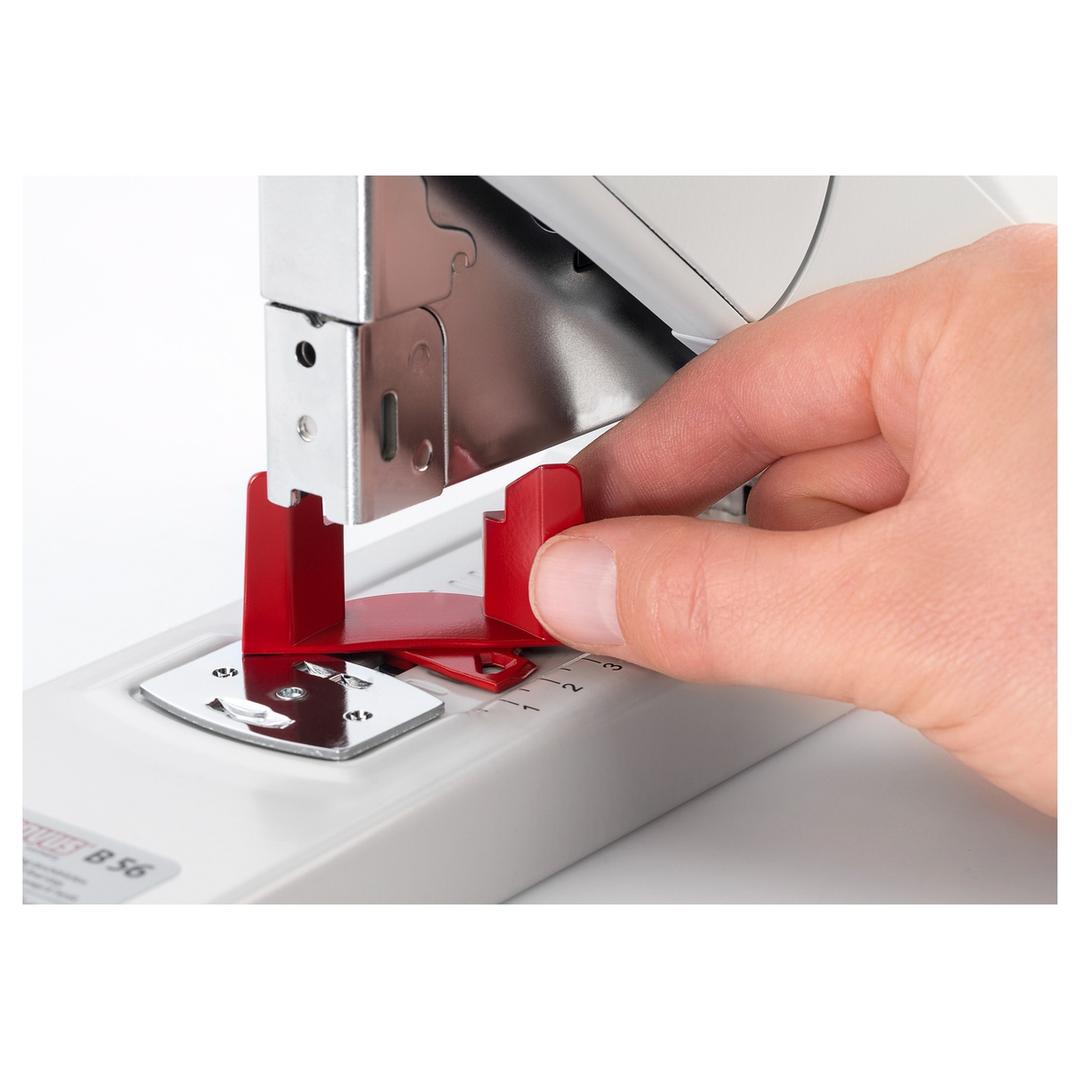 Agrafeuse manuelle grande capacité manuelle B56 NOVUS — Butée de papier pratique