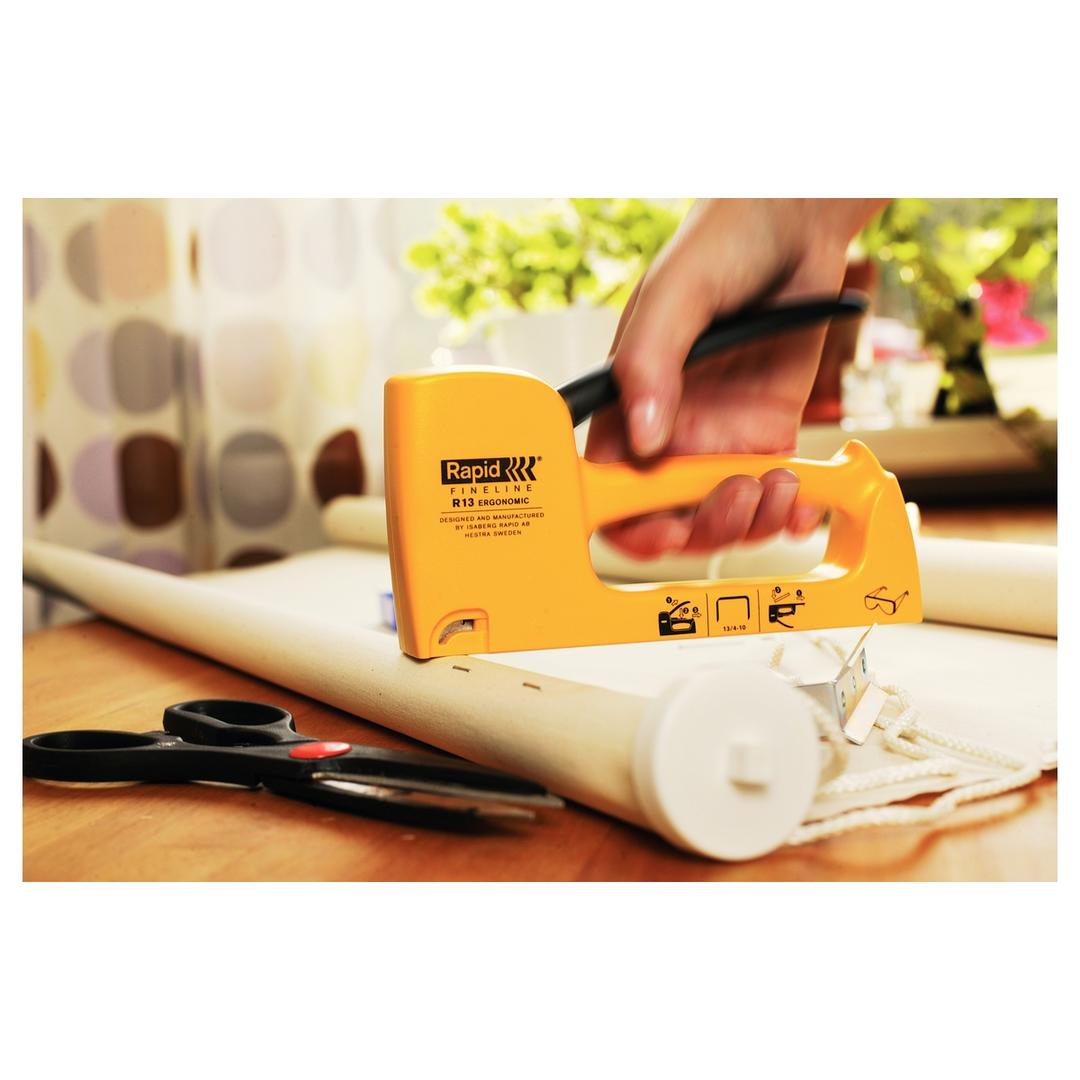 Agrafeuse à main Agrafeuse R13E Hobby jaune RAPID — Agrafage sur carton dur