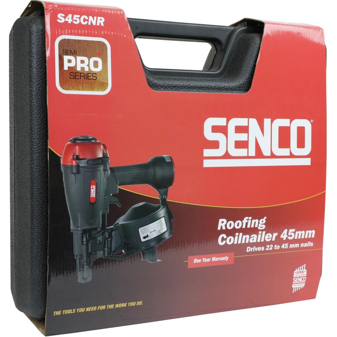 Cloueur roofing pneumatique S45CNR SENCO — Cloueur roofing SENCO S45CNR dans sa mallette noire habillée d'un cartonnage rouge