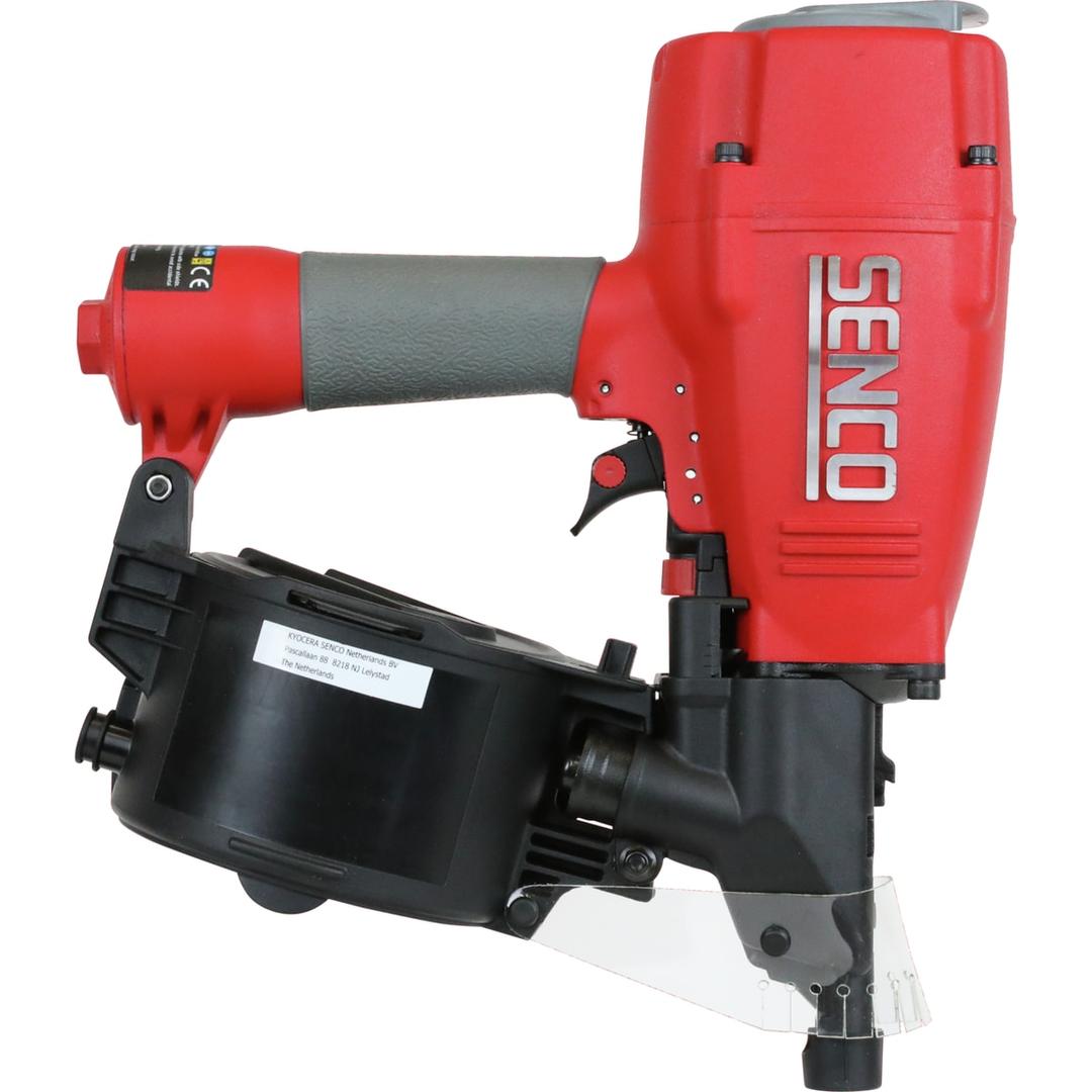 Cloueur rouleau bardage pneumatique SCN49 XP + malette plastique SENCO — Cloueur à rouleau bardage SENCO SCN49 XP 32-65 mm de profil magasin vers la gauche, poignée grise