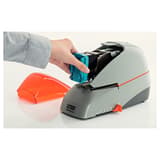 Agrafeuse électrique 5080E (argent et orange) RAPID — Changement cartouche d'agrafes