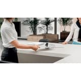 Agrafeuse électrique de bureau 25 feuilles à cassette Supreme 5025E, coloris blanc RAPID - Agrafeuse électrique Rapid Supreme 5025E blanche sur un comptoir d'accueil.