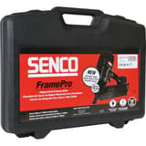 Cloueur pneumatique FRAMEPRO 2,8-3,1 SENCO — Cloueur SENCO FramePro 651 50-100 mm dans sa mallette noire fermée à étiquette rouge illustrée