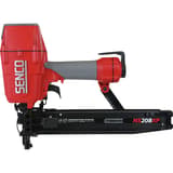 Agrafeuse pneumatique NS20BXP SENCO — Agrafeuse SENCO NS20BXP 25-50 mm de profil gauche, magasin noir profond et poignée grise striée
