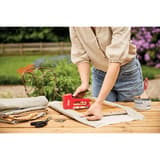 Agrafeuse manuelle R53, rouge RAPID TOOLS — Rapid Agrafeuse R53, rouge, en situation 8