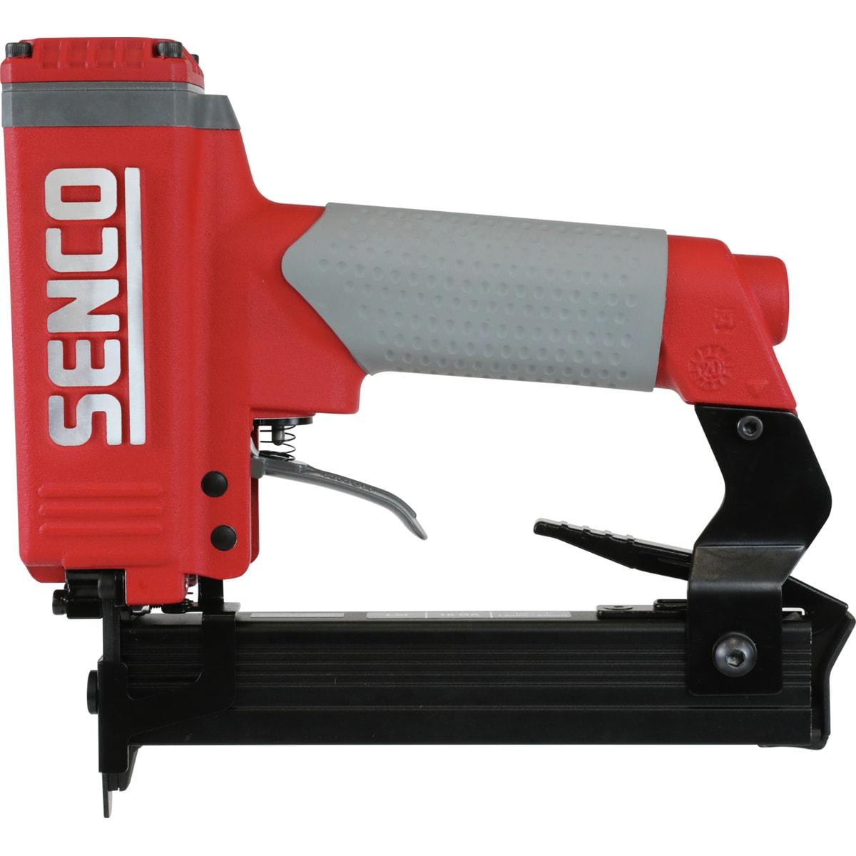 Cloueur SENCO LS1XP 13-25 mm de profil, corps rouge, poignée grise à picots et long magasin noir