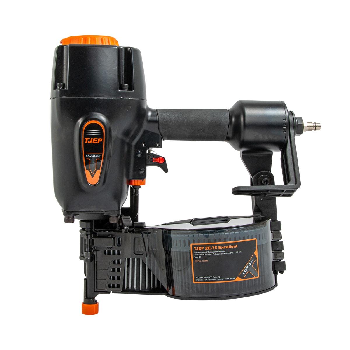 Cloueur à rouleau pneumatique TJEP ZE-75 Excellent de profil, étiquette orange du magasin circulaire annonçant les clous 35 à 75 mm et raccord d'air à l'arrière